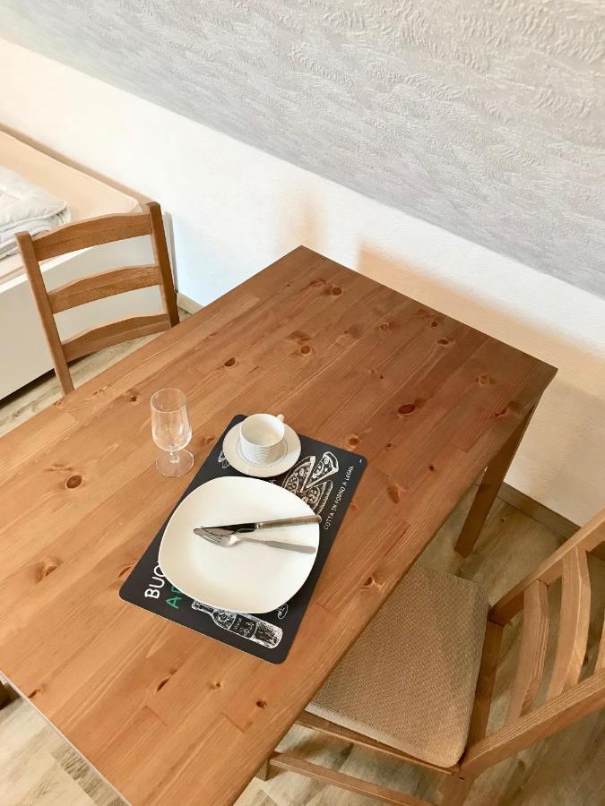 Apartment Topp Adult Only シリヒ エクステリア 写真